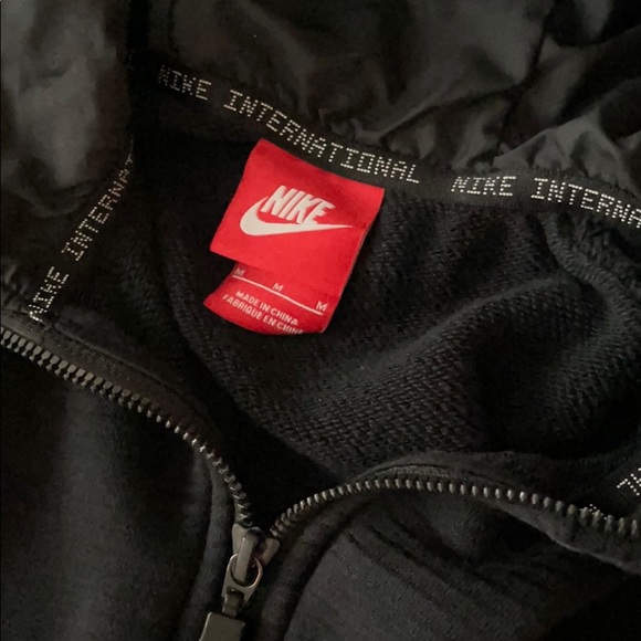 Nike International Full Zip Hoodie - Picture 9 of 12